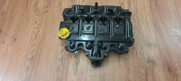 Renault Espace IV Rocker cam cover 8200714033 8200627939 8200482514