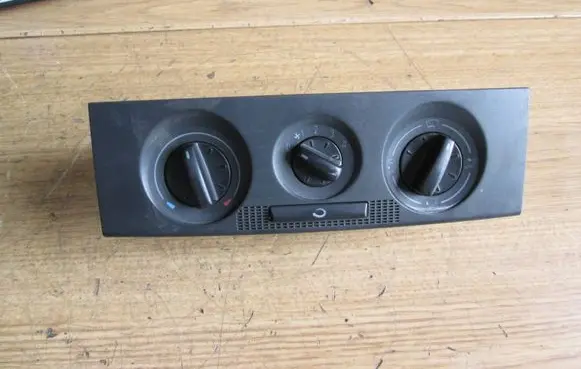 Skoda Fabia Mk1 (6Y) Climate control unit 6Y0819045K 901512370000