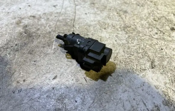 Ford Mondeo MK IV Brake pedal sensor switch 3M5T13480AC