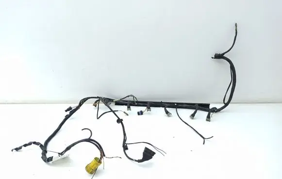 Jaguar XJ X308 Fuel injector wires DBC6632