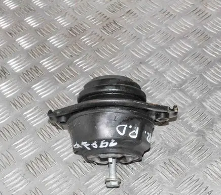 Mercedes-Benz ML W164 Engine mount bracket A2512403117