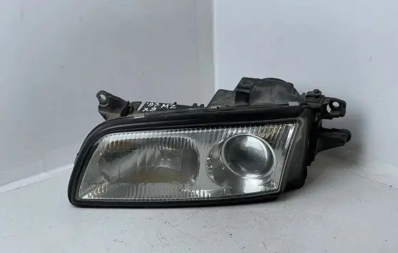 Mazda Xedos 9 Headlight/headlamp