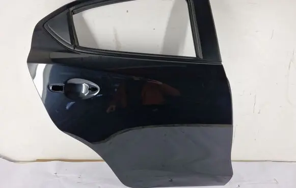 Mazda 2 Rear door 