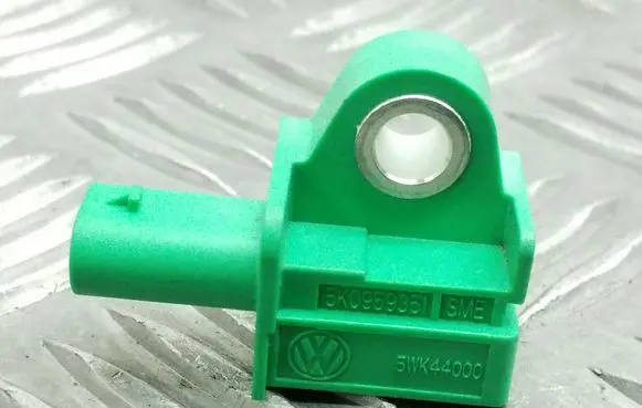 Volkswagen Golf VI Airbag deployment crash/impact sensor 5K0959351