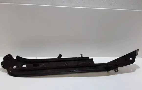 Volkswagen Touareg I Radiator trim 7L6805919B 7L6805175D