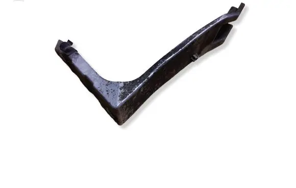 Audi A4 S4 B7 8E 8H Fender mounting bracket 8E0821137