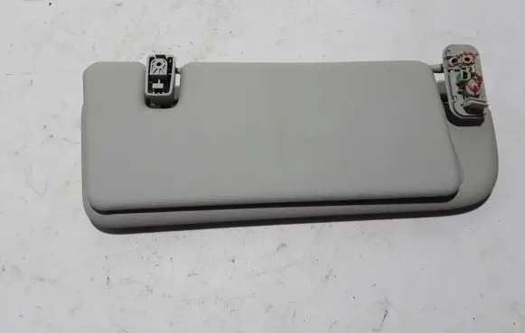 Volkswagen Touareg III Sun visor 760857552R