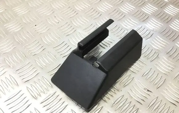 Mercedes-Benz ML W164 Front driver seat rail trim A1649190120
