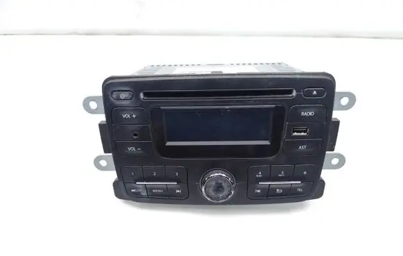 Dacia Sandero Radio/CD/DVD/GPS head unit 281150132R