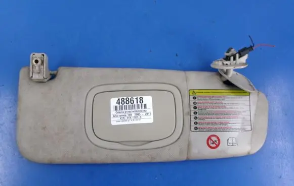 Alfa Romeo 159 Sun visor