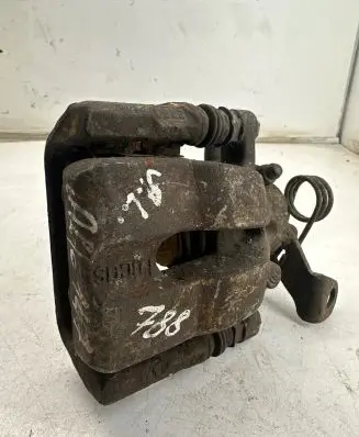 Alfa Romeo 147 Rear brake caliper