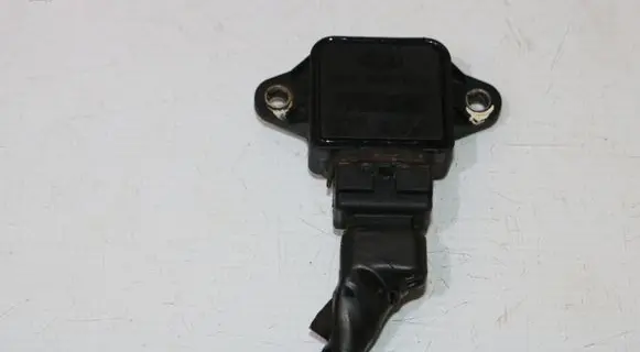 KIA Sportage Throttle valve position sensor 0K24718911