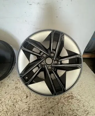 Audi E-tron GT R20 alloy rim 4J3601025J