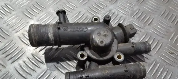 Renault Megane II Engine coolant pipe/hose 8200112054b
