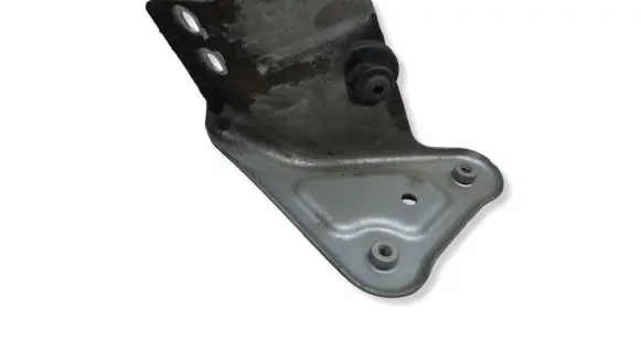 Skoda Rapid (NH) Fender mounting bracket 5JA821141A