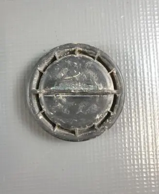 Chevrolet Camaro Headlight/headlamp dust cover 1305219122