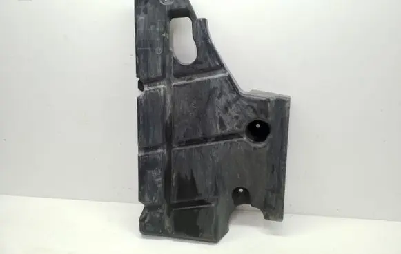 Rear underbody cover/under tray