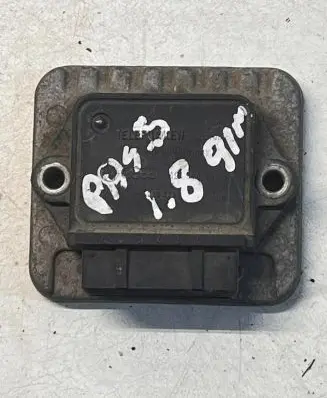 Volkswagen PASSAT B3 Ignition amplifier control unit 