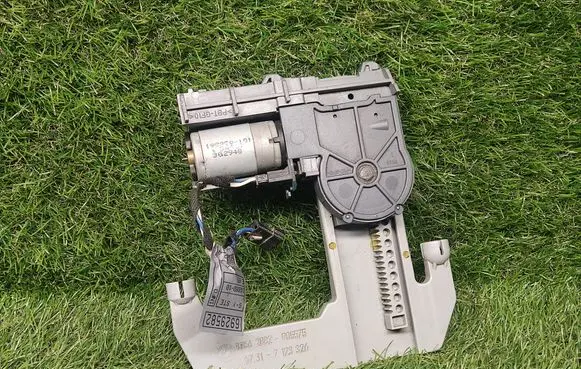 Seat adjustment motor