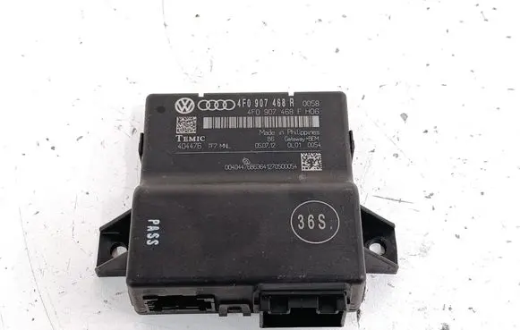 Audi Q7 4L Gateway control module 4F0907468R