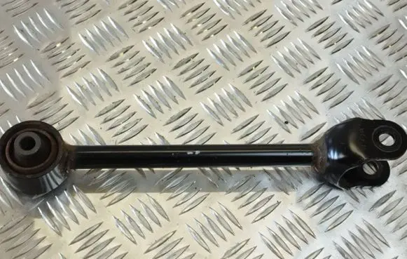 Toyota C-HR I Rear control arm