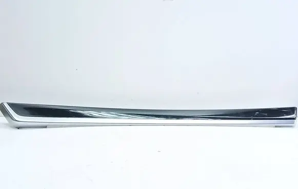 BMW 5 F10 F11 Front door trim bar 9171782