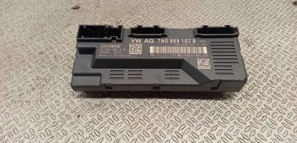 Skoda Superb B6 (3T) Tailgate/trunk control unit/module 7N0959107B 7N0959107A