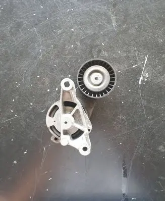Volkswagen Golf Plus Generator/alternator belt tensioner 03G903315