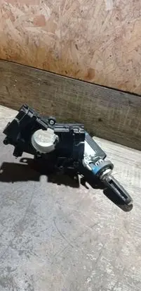 Opel Astra J Ignition lock 20939745
