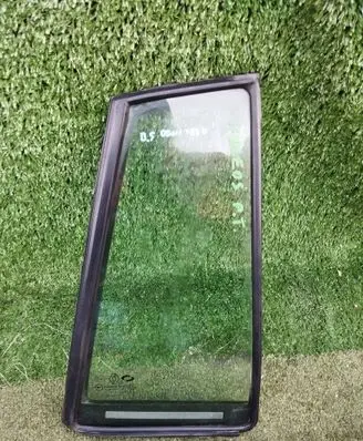 Renault Koleos I Rear vent window glass 