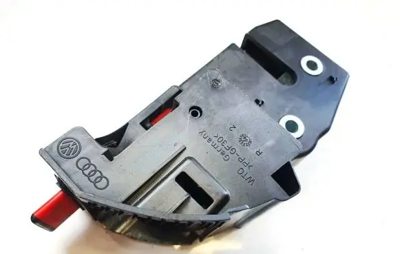 Skoda Octavia Mk2 (1Z) Seat back rest lock catch 1k0885682e