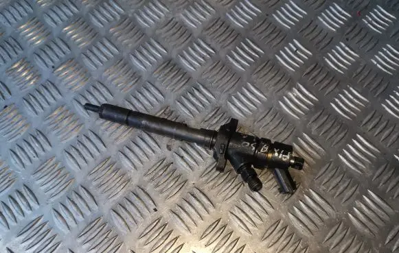 Ford Focus Fuel injector 0445110188
