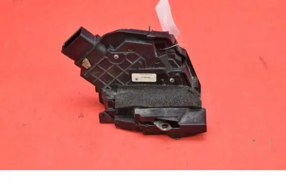 Mazda 3 I Rear door lock 3N6A-A26413-B