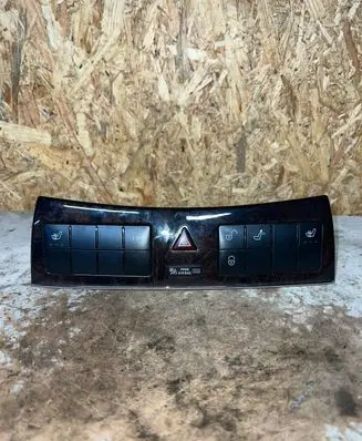 Mercedes-Benz CLK A209 C209 Hazard light switch A2096890031 107092