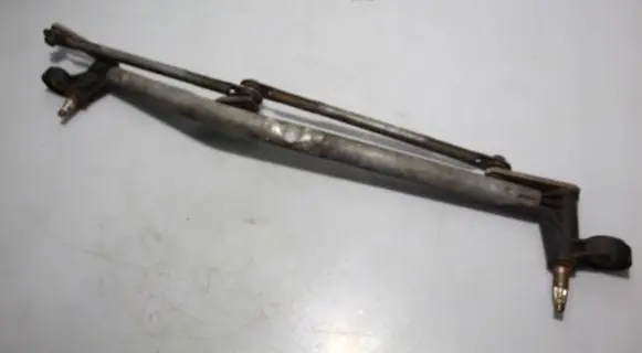 Alfa Romeo 147 Front wiper linkage 