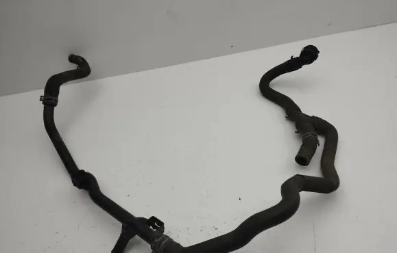 Volkswagen T-Roc Engine coolant pipe/hose 04C121070B