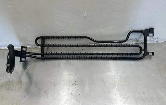 Mercedes-Benz C W204 Power steering radiator A2044601024