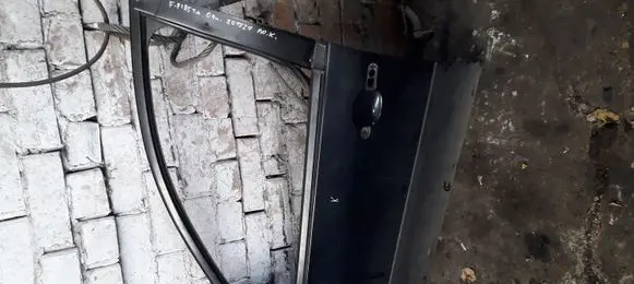 Ford Fiesta Front door