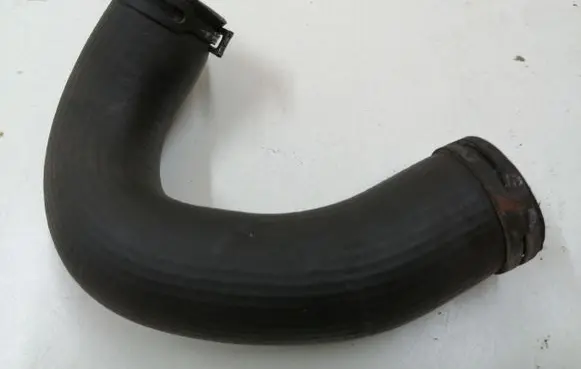 Opel Mokka Engine coolant pipe/hose 95493513