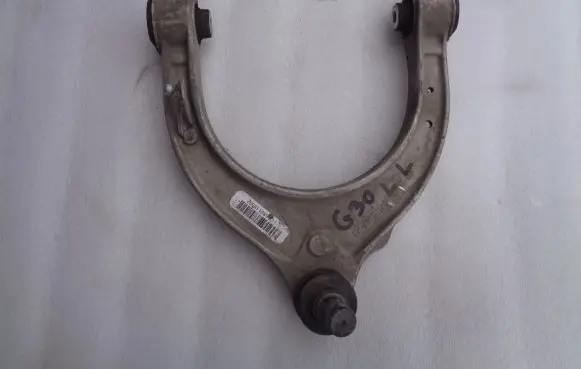 BMW 5 G30 G31 Front lower control arm/wishbone 1097290