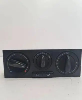 Volkswagen Golf IV Climate control/heater control trim 1J0820045F 657837L1 9015112100000