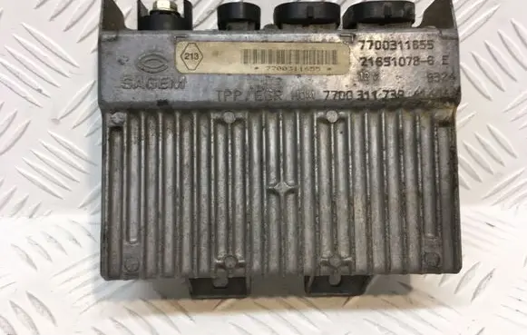 Renault Master II Engine control unit/module 7700311655