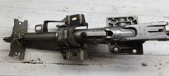 Toyota Corolla Verso E121 Steering wheel axle NOCODE