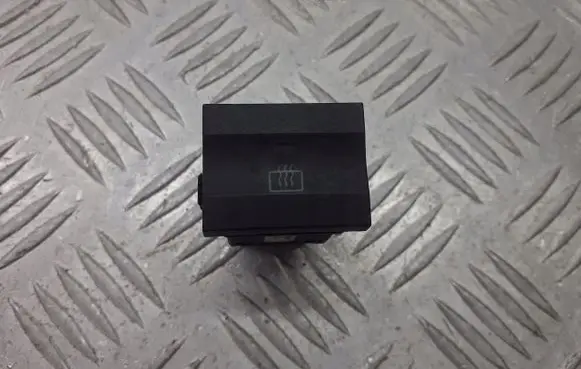 Skoda Fabia Mk1 (6Y) Windscreen/window heater switch 6Y0959621