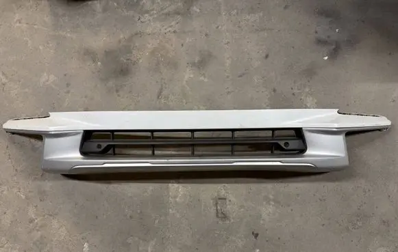 Volvo V90 Cross Country Front bumper splitter molding 31383960