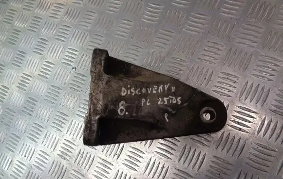 Land Rover Discovery Engine mounting bracket
