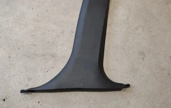 BMW X3 G01 (B) pillar trim (bottom) 7396432