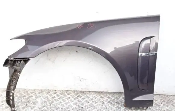 Jaguar XF X250 Fender