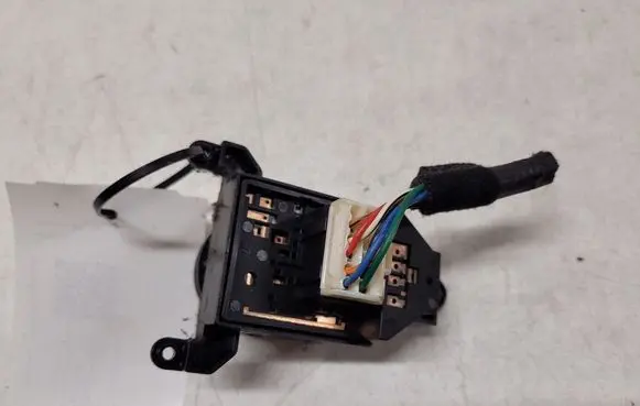 Hyundai Santa Fe Wing mirror switch 371480