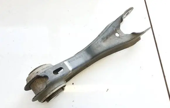 Mercedes-Benz B W246 W242 Engine mount bracket a2463500053